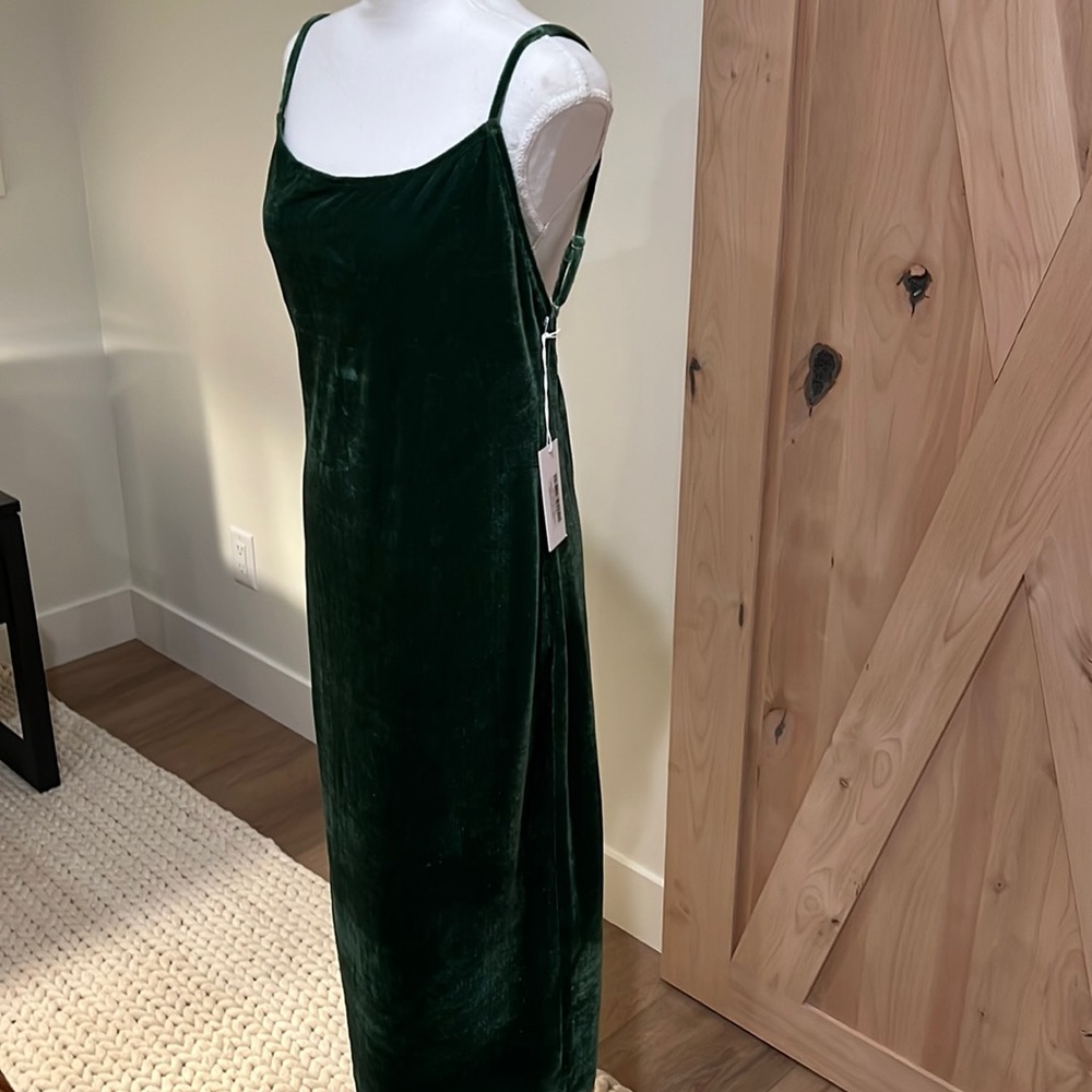 Reformation Merel Velvet dress green